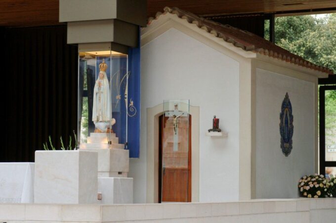 Half Day Tour From Lisbon to Fátima (4 Hours) - Optional Visits