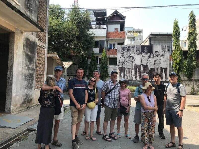 Half Day Tour in Phnom Penh - Itinerary Details