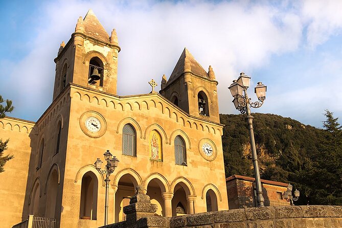 Half Day Tour in Typical Villages From Cefalù - Visiting the Castle of Ventimiglia