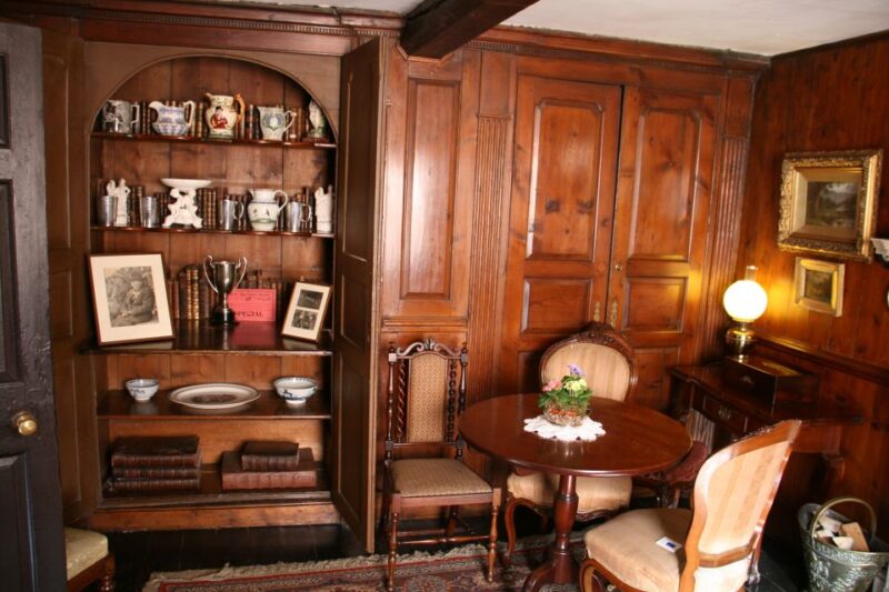 Half-Day Tour of Beatrix Potter Country and Places - Hill Top Tour
