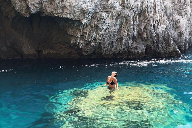 Half Day Tour of Capri by Private Boat - Discovering the Islands Coastline