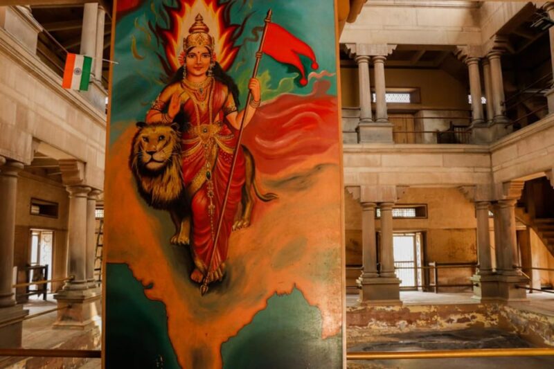 Half Day Tour of Varanasi - Meeting Point and Arrival