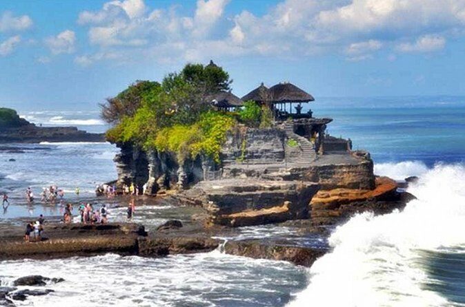 Half Day Tour: Tanah Lot Sunset & Taman Ayun Temple Included Entrance Ticket - FAQs