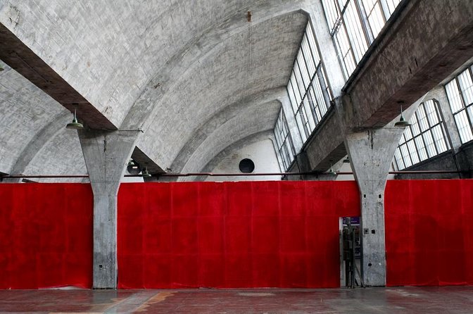 Half Day Tour to 798 Art Zone With Private Tour Guide Service - Key Points