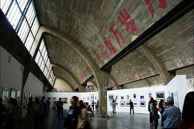 Half Day Tour to 798 Art Zone With Private Tour Guide Service - Curator Insights and Insights