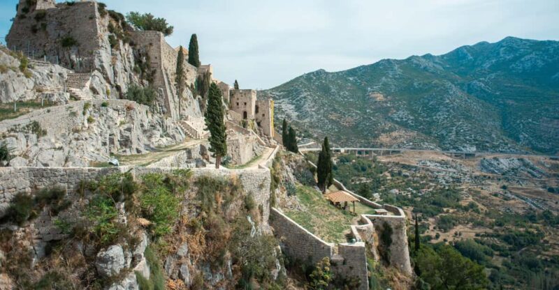 Half-Day Tour to Klis Fortress and VranjačA Cave - Participant Information