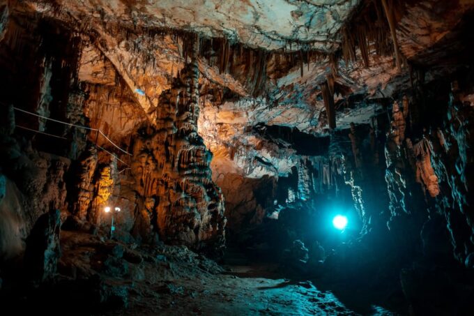 Half-Day Tour to Klis Fortress and VranjačA Cave - Booking and Cancellation