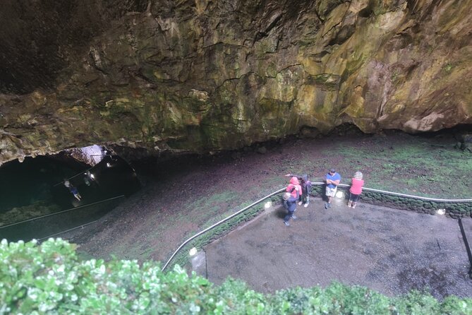 Half Day Tour to the Caves - Accessibility and Participation