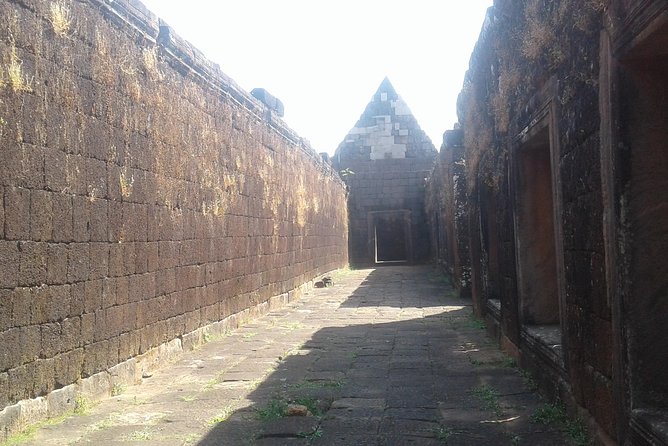 Half Day Tour @Wat Phu Champasak - Meeting and Pickup