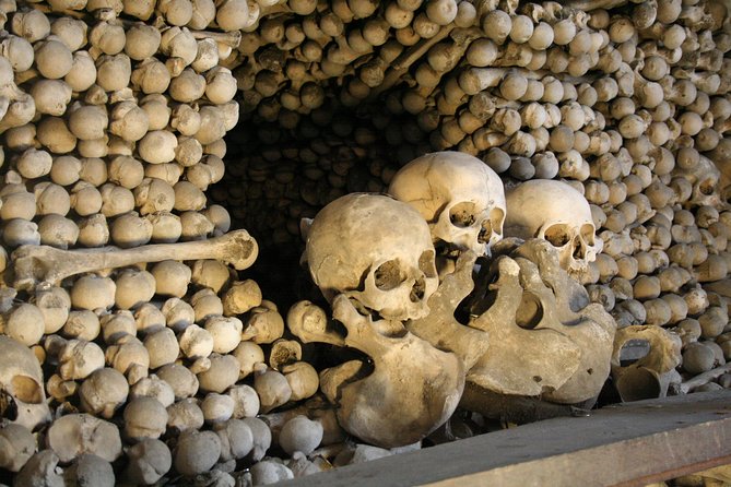 Half Day Trip to Kutna Hora and Bone Church From Prague - Accessibility and Group Size