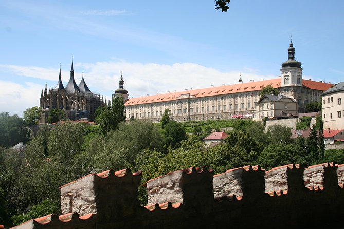 Half Day Trip to Kutna Hora and Bone Church From Prague - Traveler Reviews and Ratings