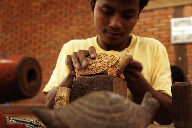 Half Day War Museum Siem Reap Killing Fields and Artisans Angkor - Pickup and Accessibility