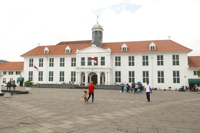 Halfday Batavia by Night With Dinner at Cafe Batavia & Souvenir - Pricing and Cancellation