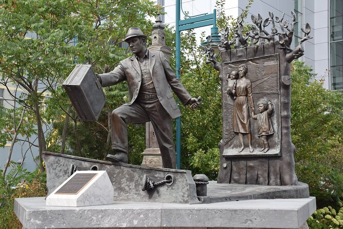 Halifax Boardwalk & Seaport: a Smartphone Audio Walking Tour - Exploring the Halifax Seaport
