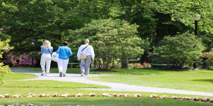 Halifax: Small Group Walking Tour With Citadel & Museum - Tour Inclusions