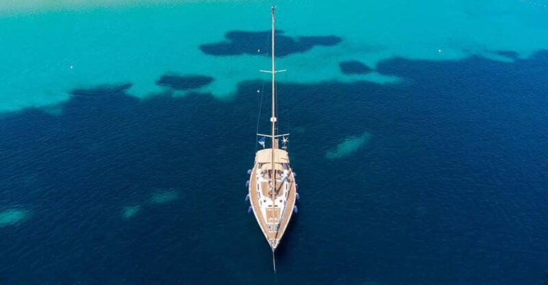 Halkidiki: Explore Kelifos Island and Porto Carras Bays - Discovering Porto Carras Bays