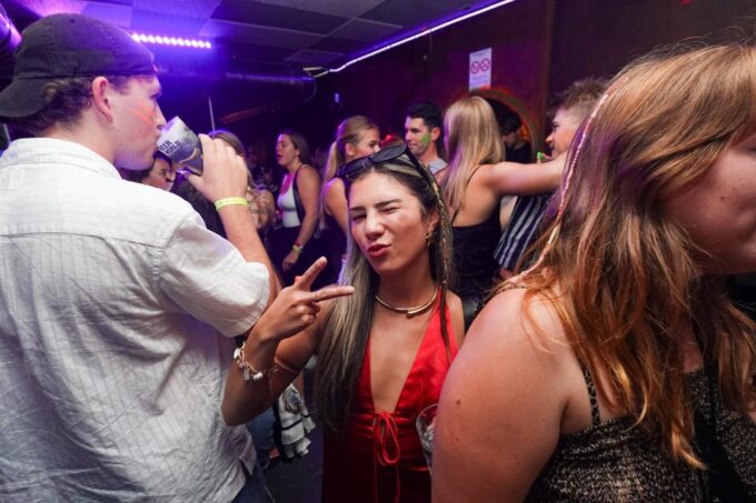 Halloween Party : Pub Crawl Nice With 5 Free Shots and Masks - Safety and Accessibility