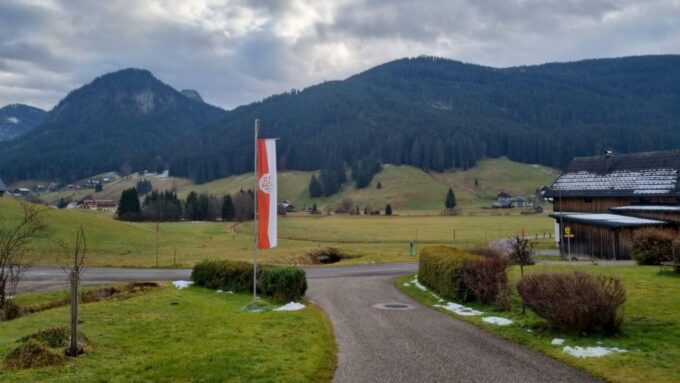 Hallstatt Private Day Trip From Vienna, Austria - Frequently Asked Questions