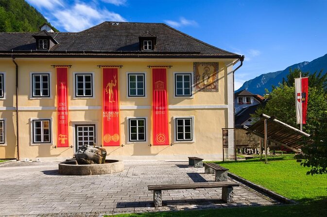 Hallstatt Private Full Day Tour From Vienna - Key Points