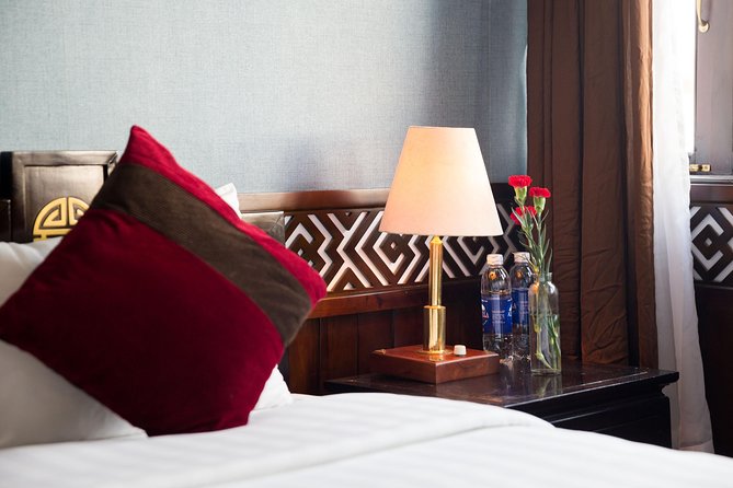 Halong Aclass Carina Cruise 1 Night Experience on Bay - Accommodation and Amenities