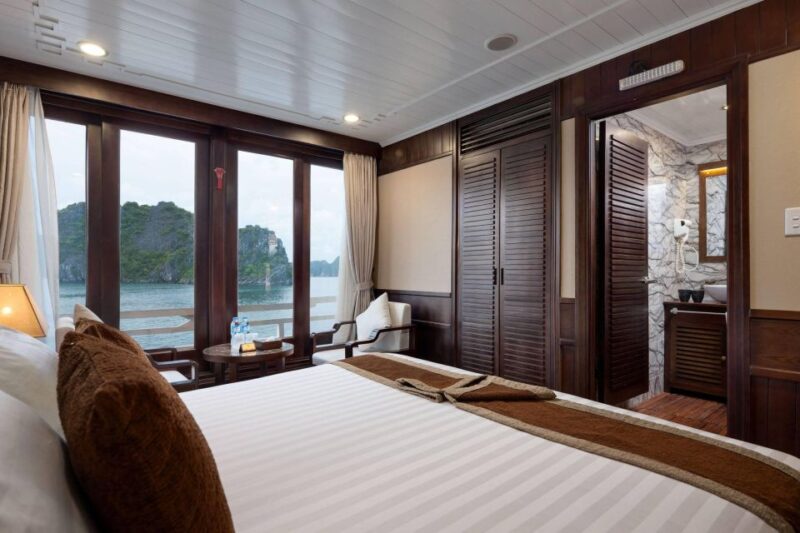 Halong Bay: 2-Day 4-Star Cruise W/ Surprise Cave Kayak - Highlights of the Trip