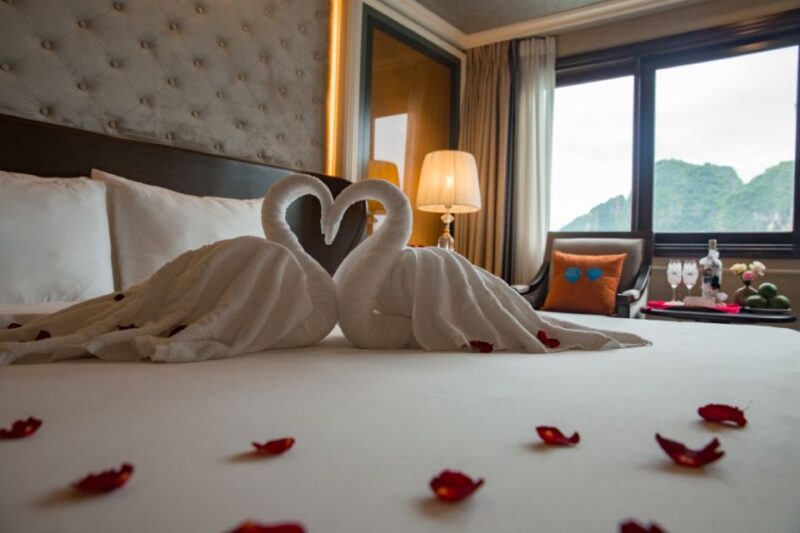Halong Bay: 2-Day 5-Star Cruise With Seafood & Kayaking - Included and Additional Costs