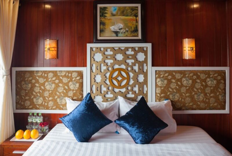 Halong Bay: 3-Day 2-Night 4-Star Cruise With Transfer - Activities and Experiences
