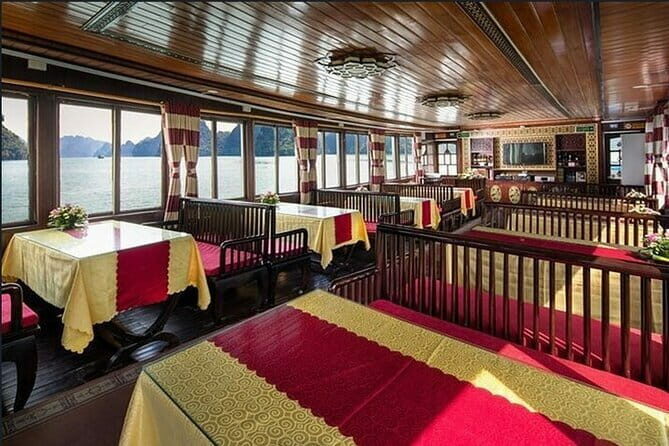 Halong bay 4 hours boat tour from Halong city with 2 caves, kayak - Starting Point and Transportation