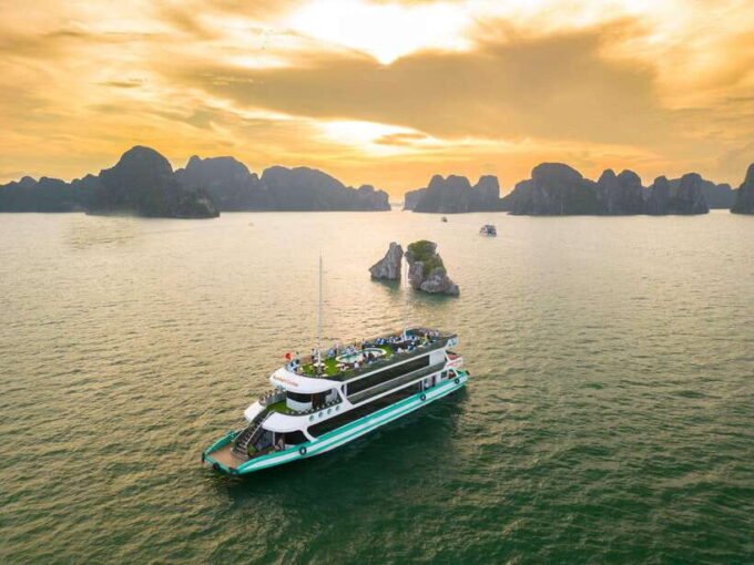 Halong Bay 5 Star Day Cruise With Swimm Pool, Buffet, Kayak - Since You Asked