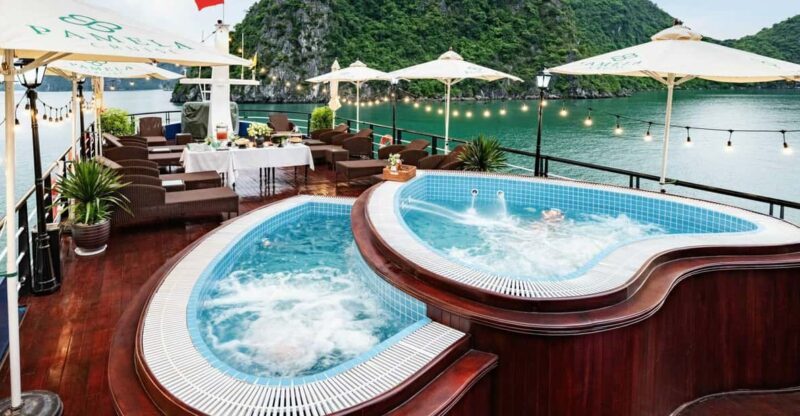 Halong Bay: 5-Star Pamela Dinner Cruise With Live Music - Key Points