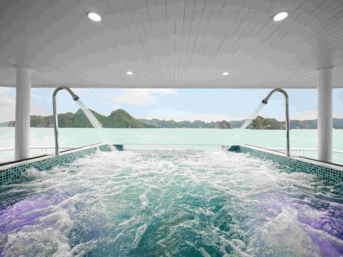 Halong Bay 6 Hours Trip by VDREAM Cruise in the Afternoon - Departure and Return