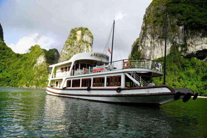 Halong Bay Cruise With Lunch - Since You Asked