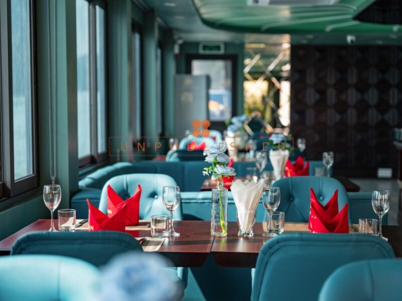 Halong Bay Delights: Deluxe Day Cruise With Kayaking & Lunch - Sung Sot Cave