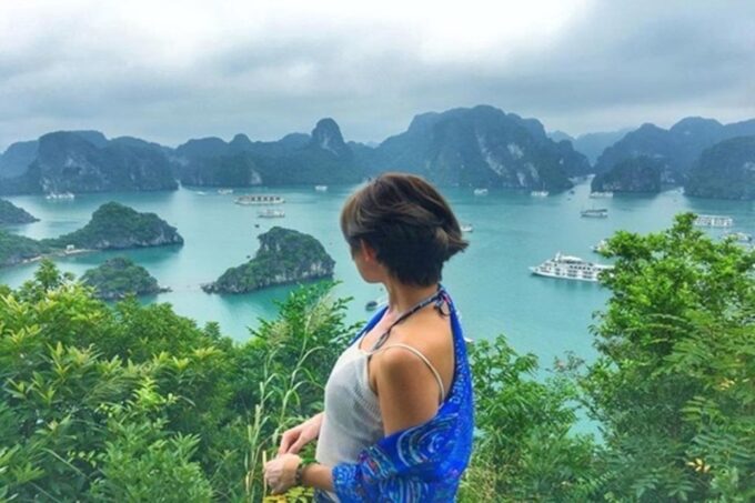 Halong Bay Full Day Tour 6 Hours Cruising Lunch, Kayaking - Ti Top Island Visit