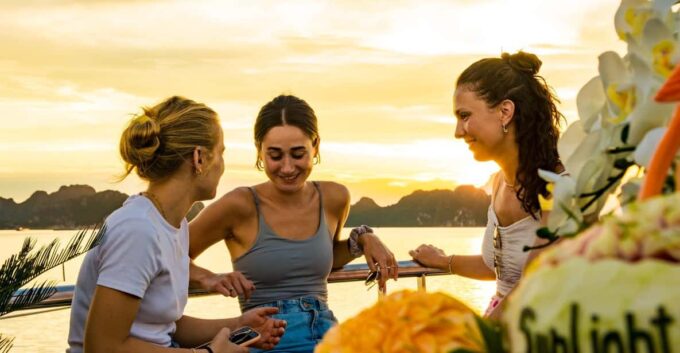 Halong Bay Full Day Tour Deluxe & Small Group, Buffet, Kayak - Payment Options