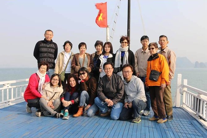 Halong Bay Full Day Tour With Kayaking and Seafood Lunch From Hanoi - Tour Accessibility