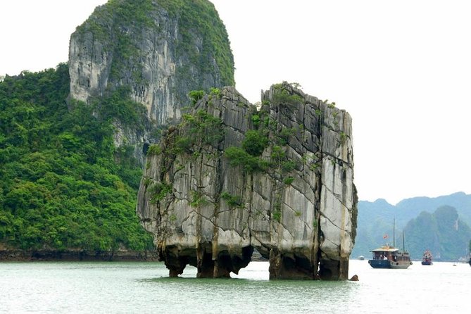 Halong Bay Full Day With Heaven Cave And Kayaking - Kayaking and Bamboo Boat Adventures