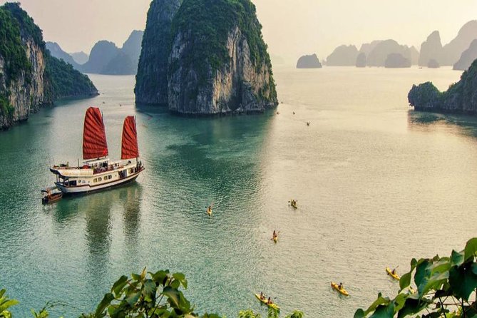 Halong Bay Full Day With Kayaking, Hiking Viewpoint, Cave - Deluxe to Luxury - Kayaking or Bamboo Boat