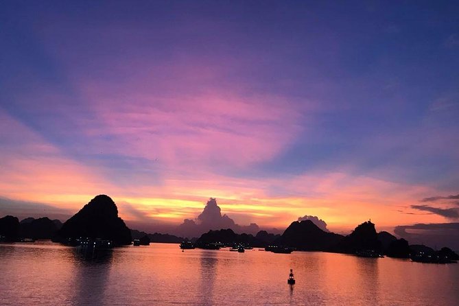 Halong Bay Full Day With Kayaking, Hiking Viewpoint, Cave - Deluxe to Luxury - Sunset Tea With Cake