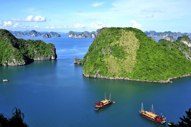 Halong Bay Full Day With Kayaking, Hiking Viewpoint, Cave - Deluxe to Luxury - Transfer From/To Hanoi Old Quarter