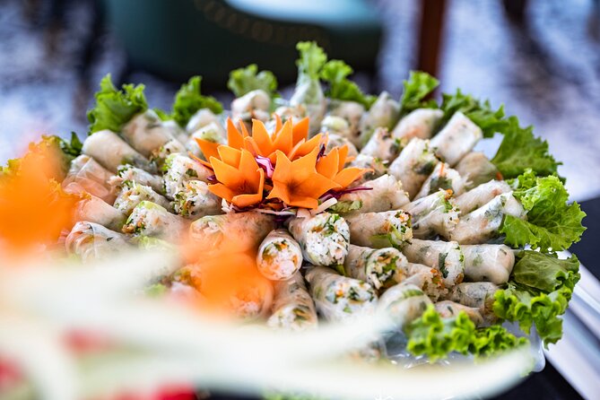 Halong Bay Luxury Cruise Day Trip: Buffet Lunch & Limousine Bus - What to Bring and Wear