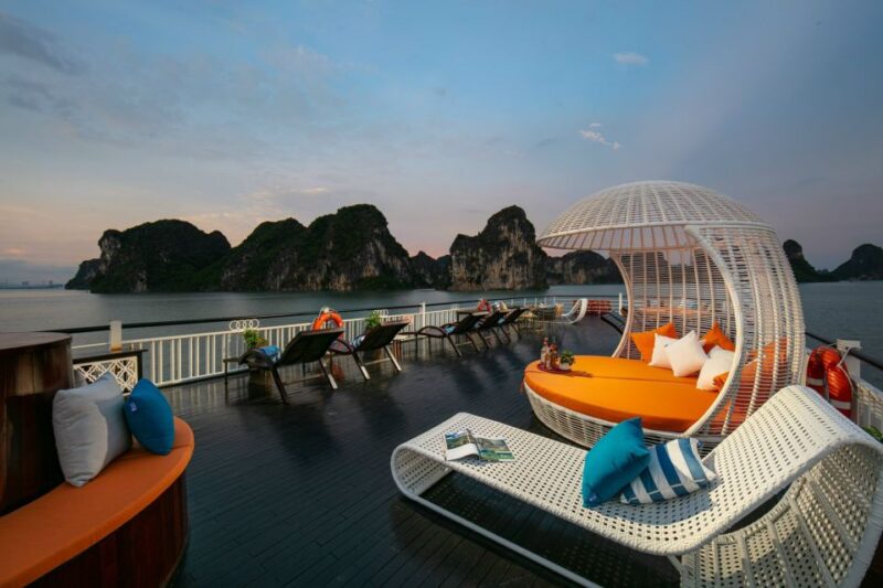Halong Bay: Luxury Day Cruise, Caves, Kayak & Buffet Lunch - Inclusions and Services