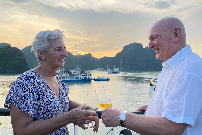 Halong Bay Luxury Day Cruise With Buffet Lunch and Limousine Bus - Pickup and Meeting Points