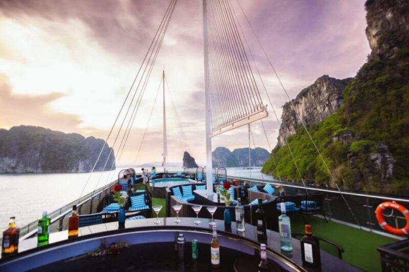 Halong Bay Luxury Daycruise/Lunch, Kayak, Cave, Titov Island - Included Experiences