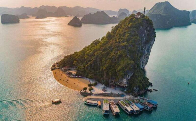HALONG BAY: SUNG SOT CAVE-TI TOP ISLAND-LUON CAVE GROUP TOUR - Key Points