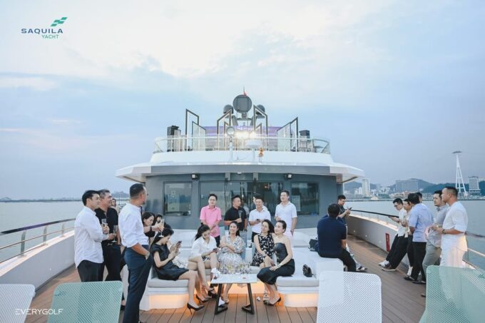 Halong City Voyage on a Luxury Yacht for 4 Hours From Halong - Booking and Payment Options