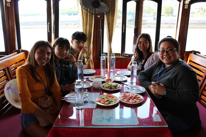 Halong Day Tour: Islands, Cave, Kayak. Lunch. Transfers - Sights and Activities