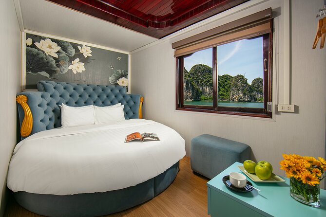 Halong Fantasea Cruise - 2 Days 1 Night - Onboard Dining Experience