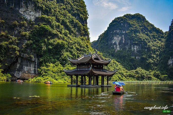Halong Full Day Luxury Cruise With Buffet Lunch, Jaccuzzi. - Nearby Attractions and Extension Options