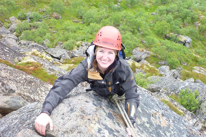 Hamaroyskaftet, Guided Climb in Northern Norway - Guided Climbing Experience